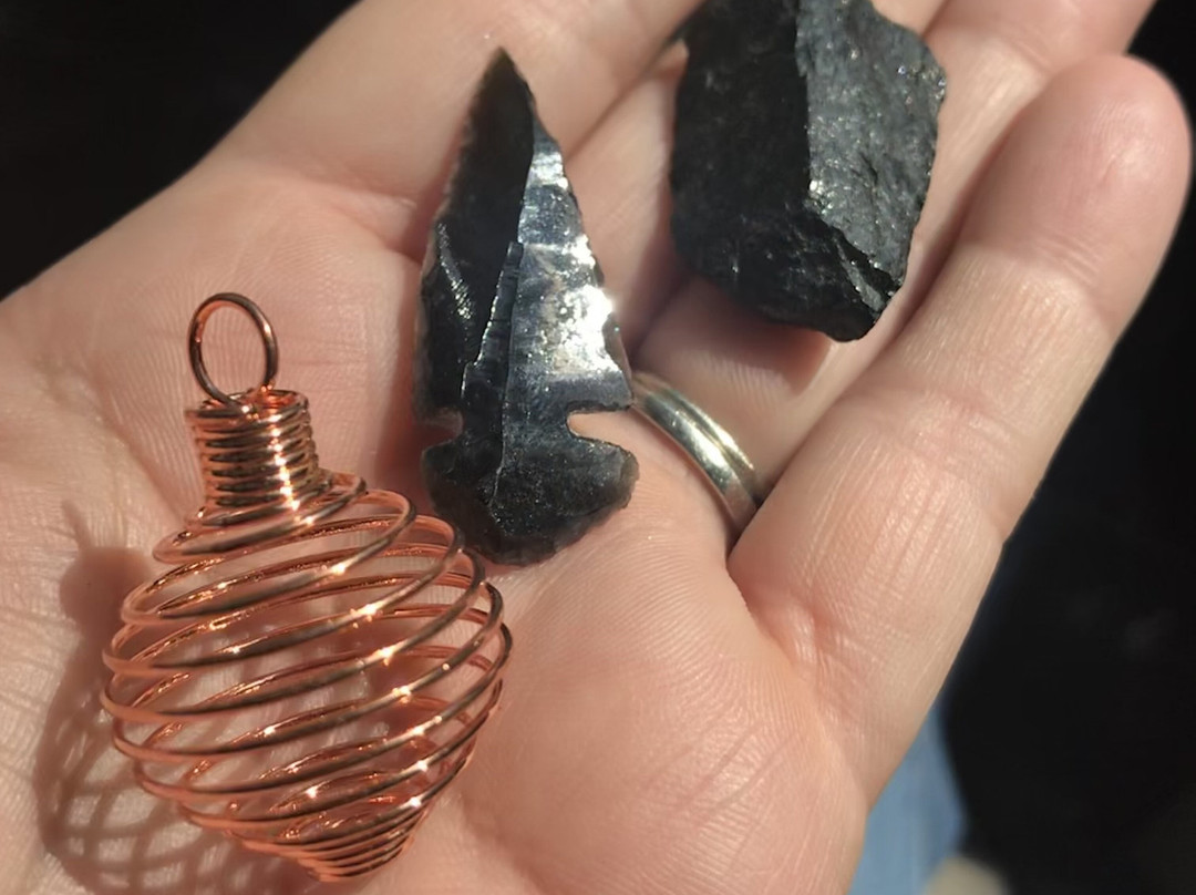 Crystal Wand Creations-科科莫必去景点