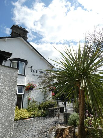 麦克唐纳德天鹅酒店主图