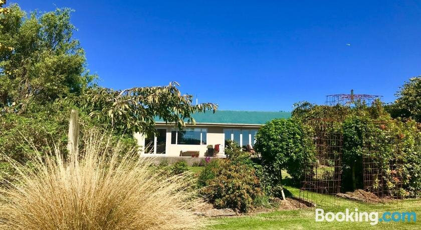 Southland Organic Farmstay主图