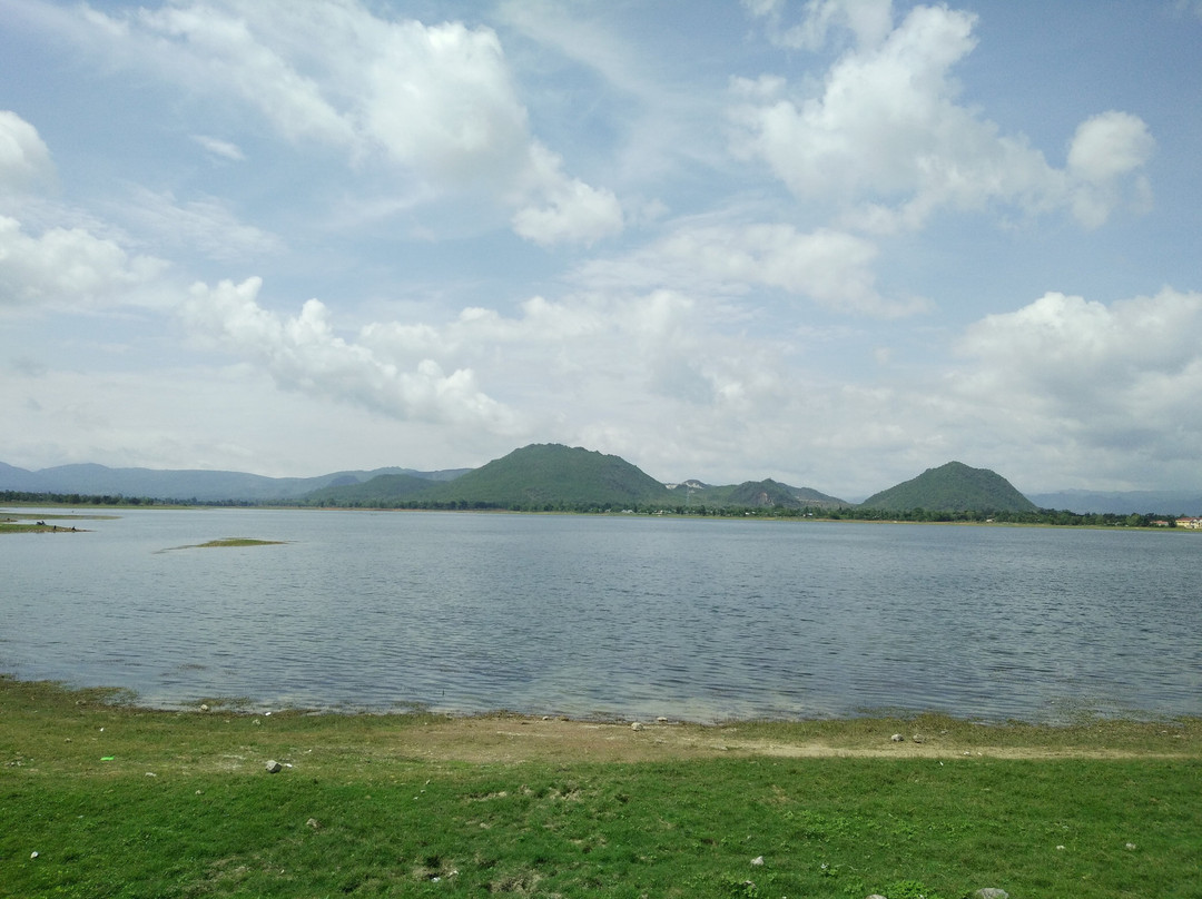 Seven Stages Lake-Loikaw必去景点