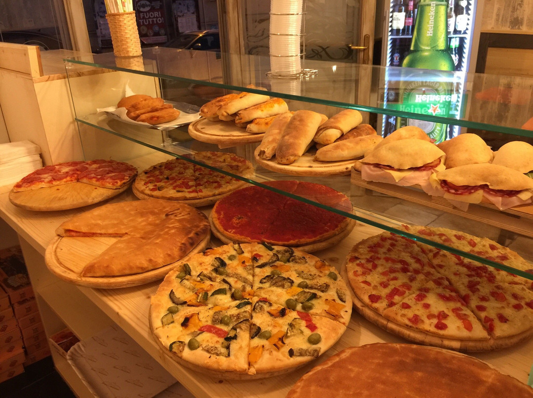 Fragagnano餐馆和美食-Il mito pizzeria birreria