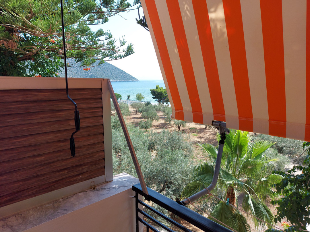 Golden Beach Hotel