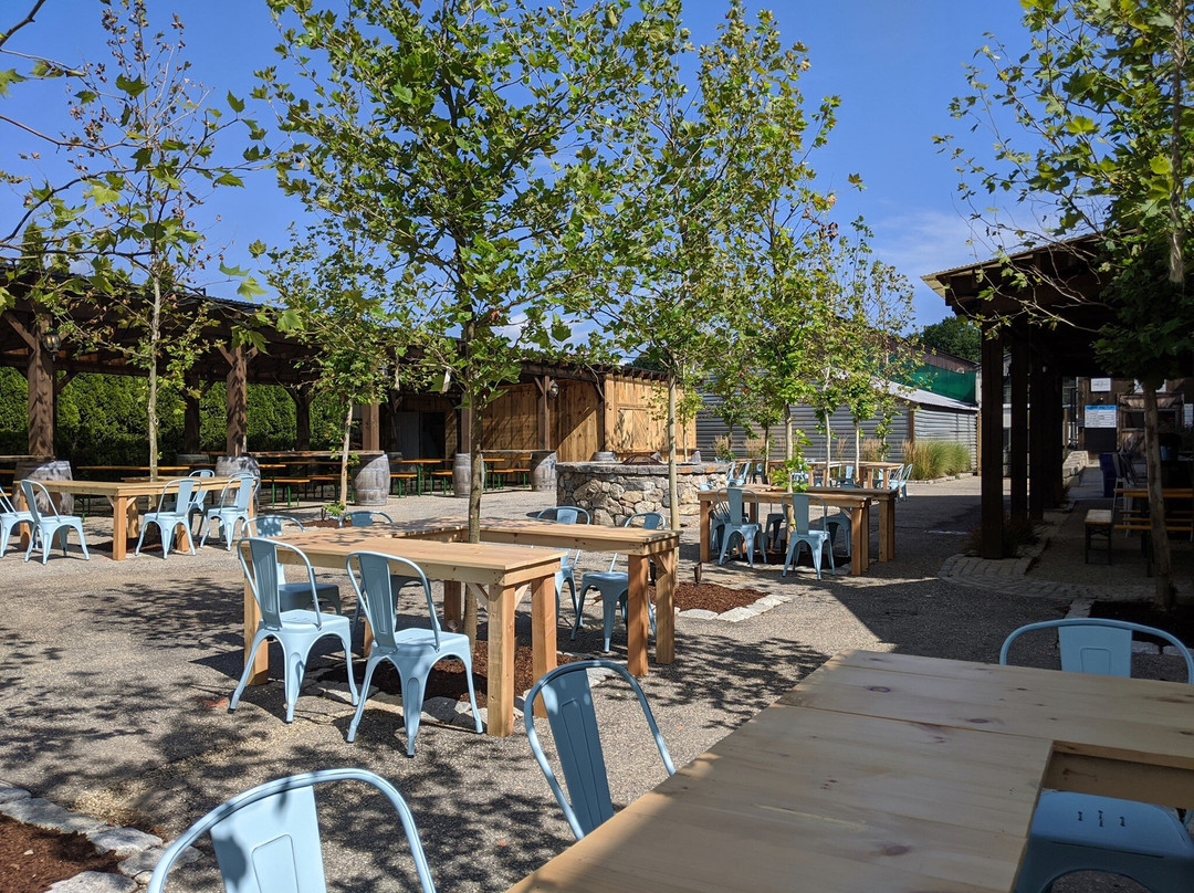 314 Beer Garden And Wood-fired Pizza