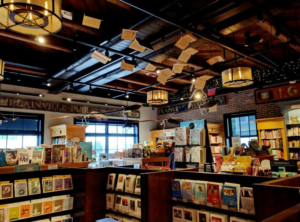 An Unlikely Story Bookstore-Plainville必去景点