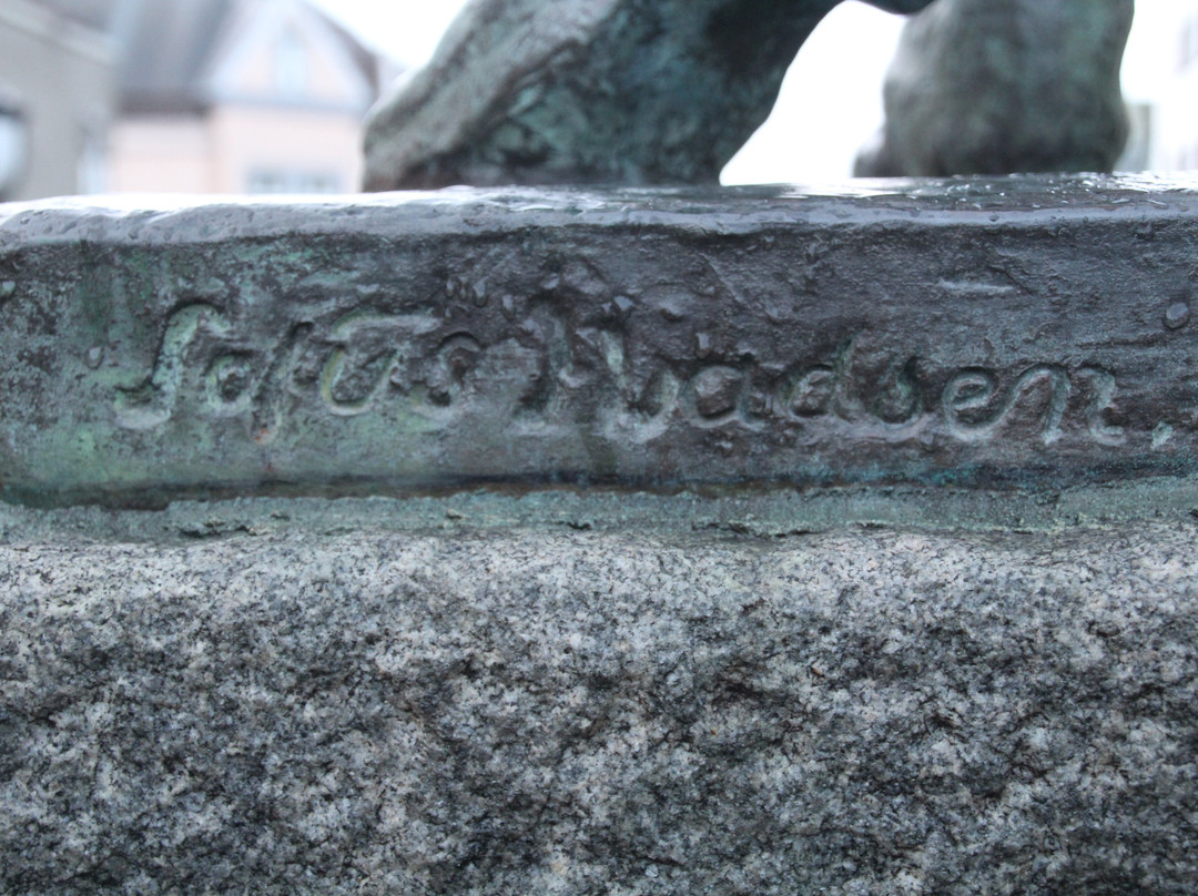 Fiskere, Bymonument