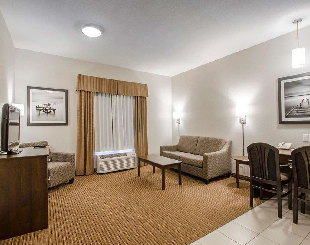 Quality Inn & Suites主图