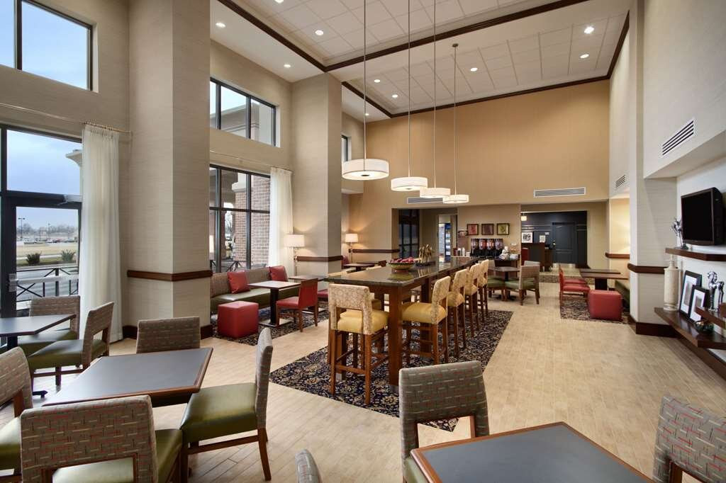 Hampton Inn & Suites Charles Town主图