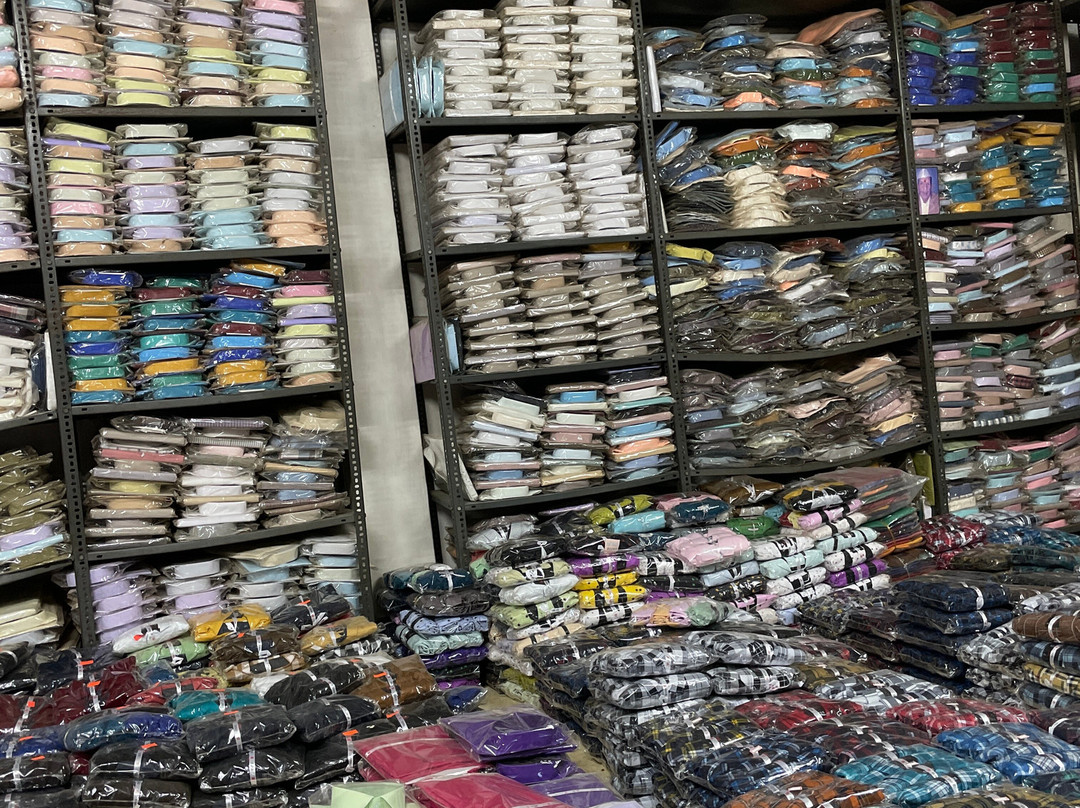 Eezee Shirts景点图片