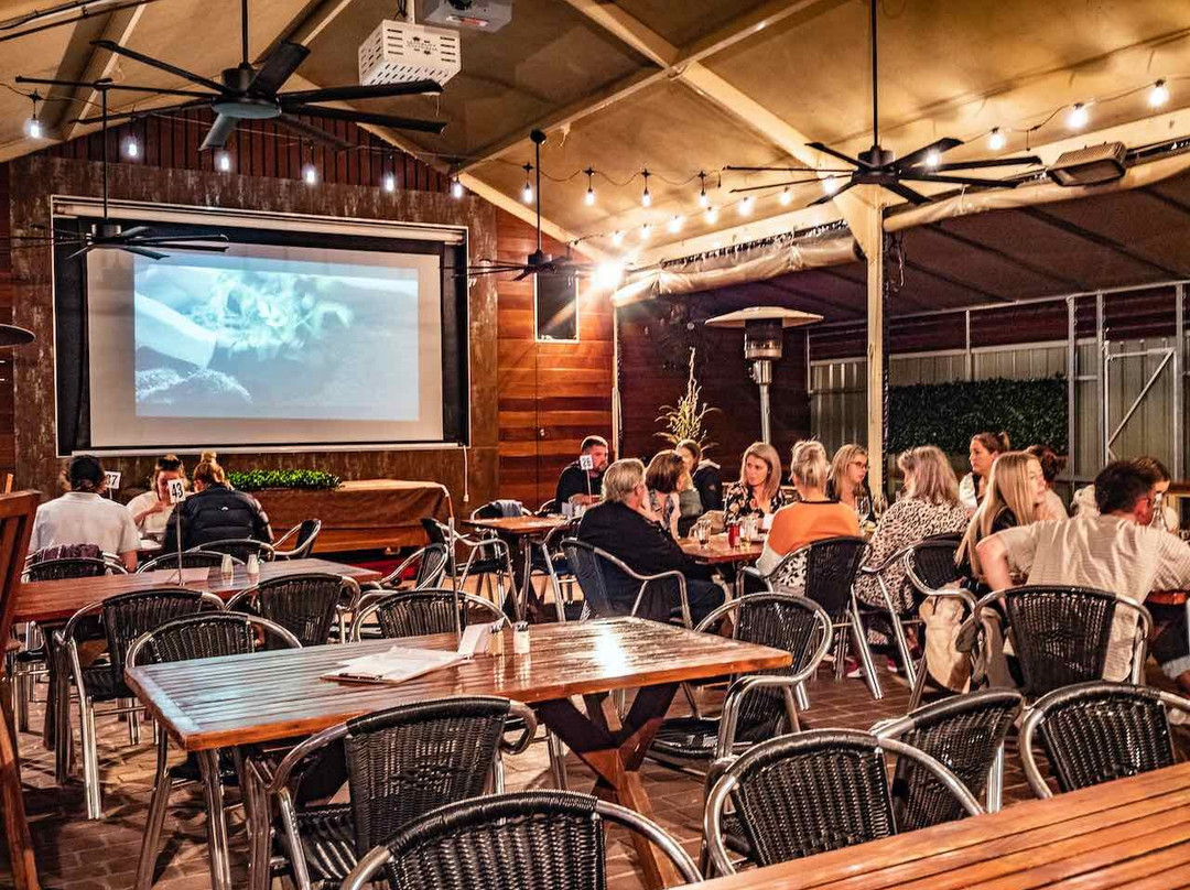 Telegraph Hotel, Numurkah主图