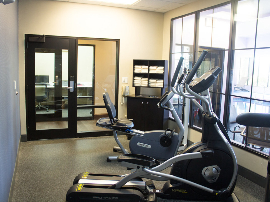 Holiday Inn Express West Jefferson By IHG主图