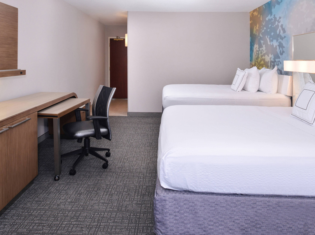 Country Inn & Suites by Radisson, Brown Deer - Milwaukee North主图