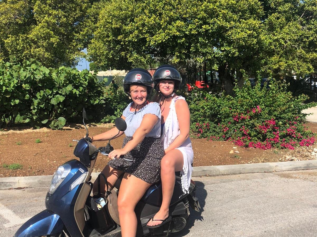 Scooter Huren Curacao景点图片
