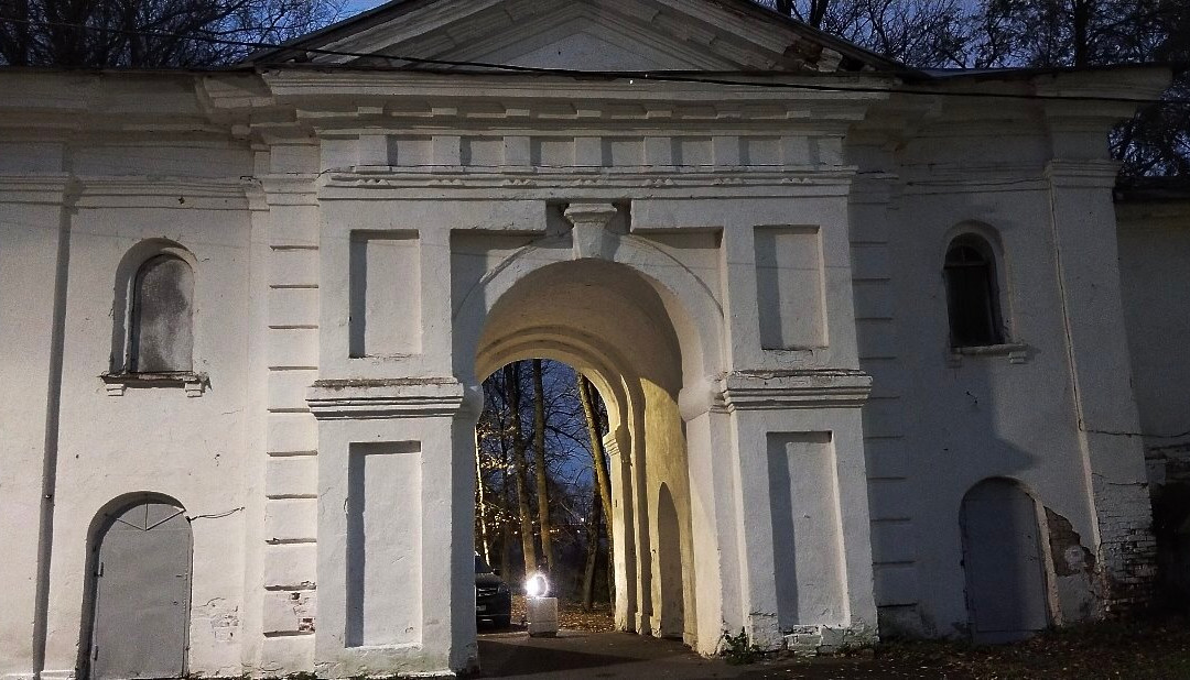 Antoniyev Monastery景点图片