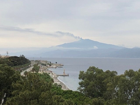 怡东大酒店主图