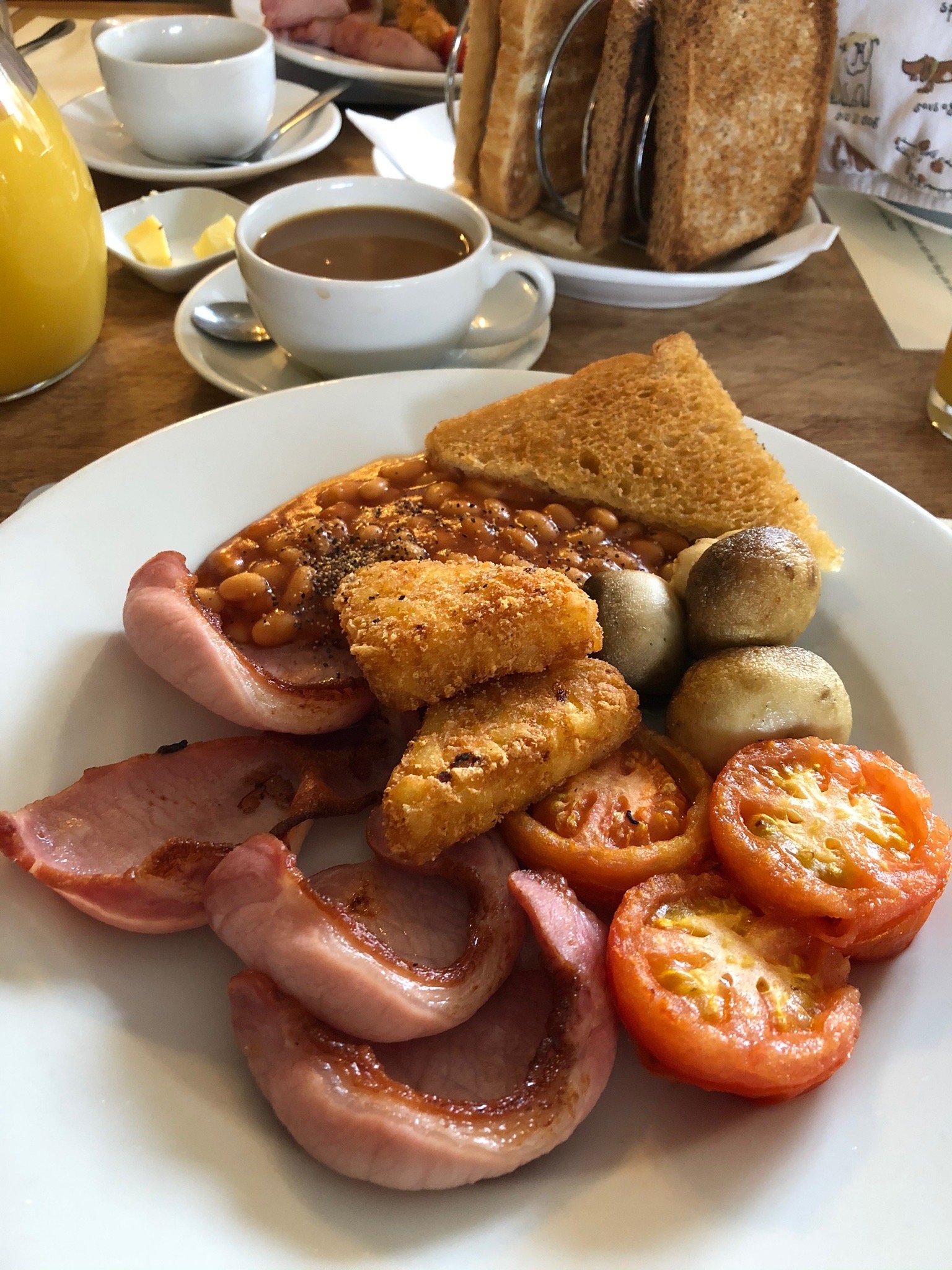 The Cholmeley Arms-官方