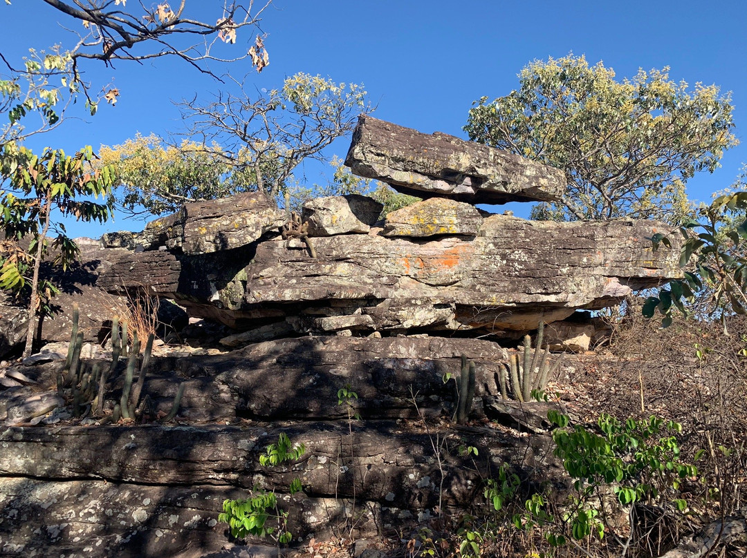 Pedra do Chapeu De Sol-Cristalina必去景点