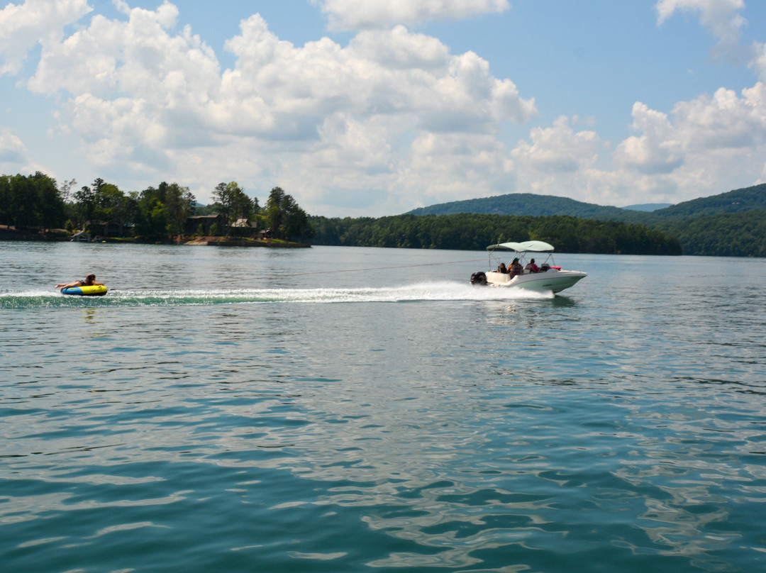 Blue Ridge Boat Rentals景点图片