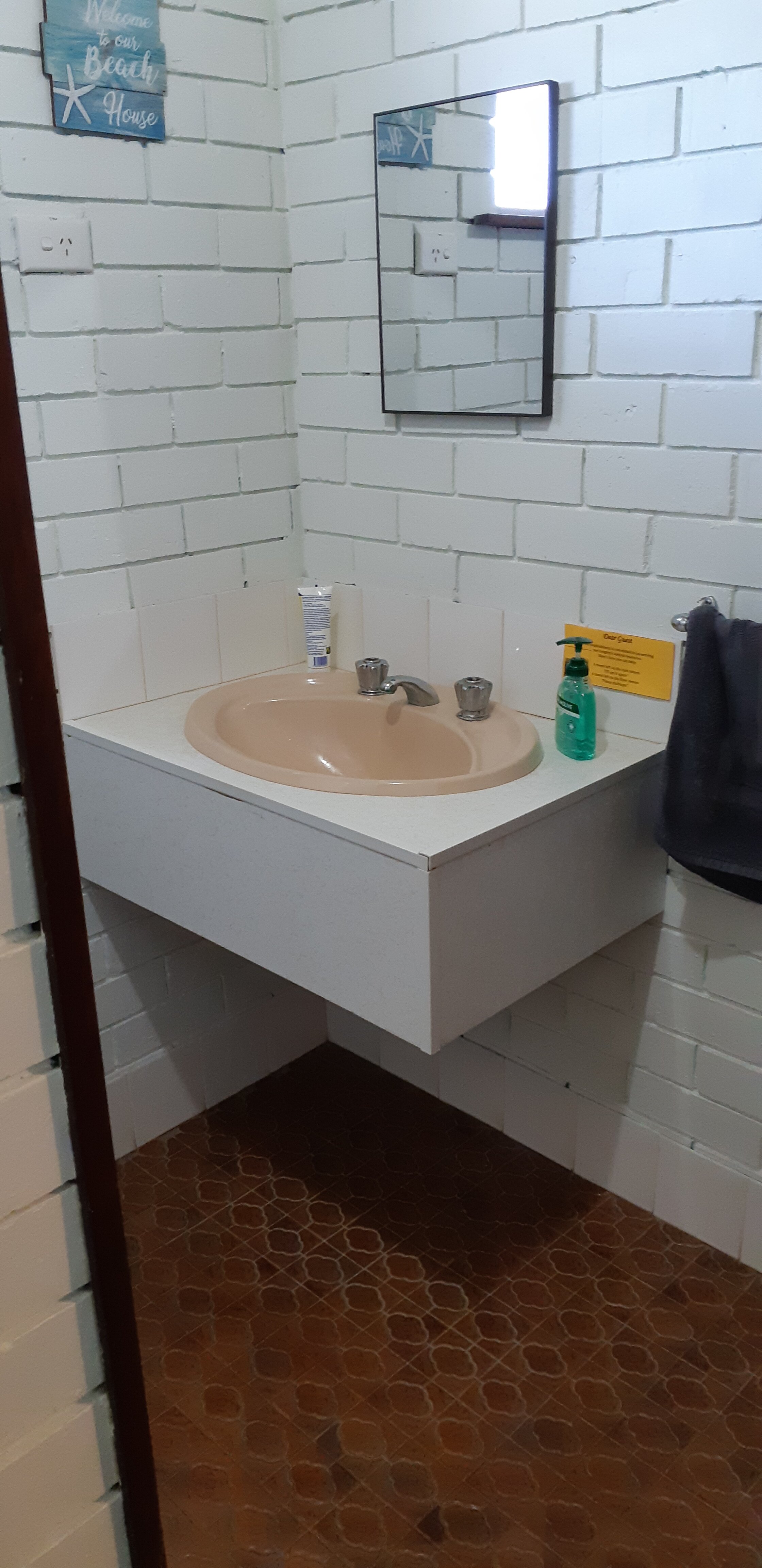 Northampton Motor Hotel-官方