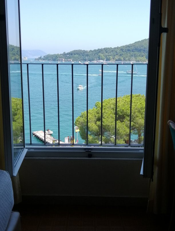 贝维德雷酒店主图