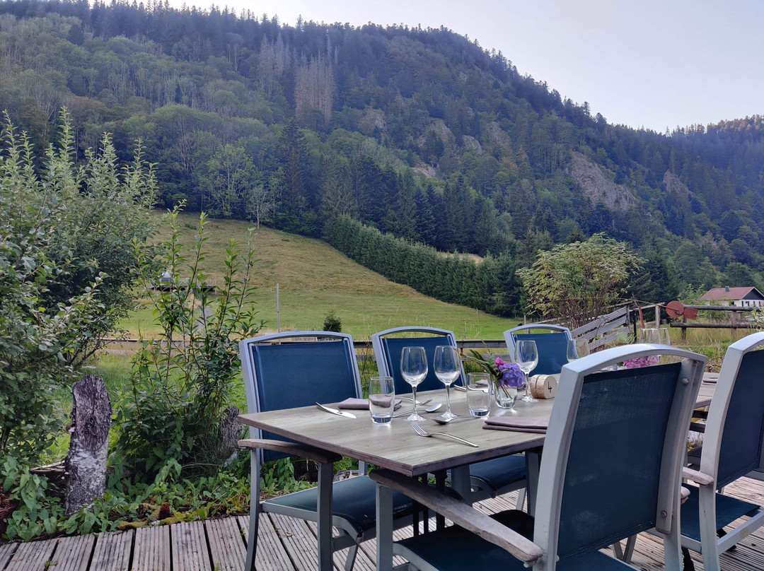 Le Val Joli Hôtel Restaurant主图