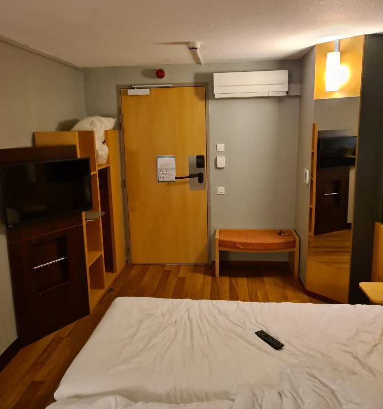ibis Cherbourg La Glacerie主图