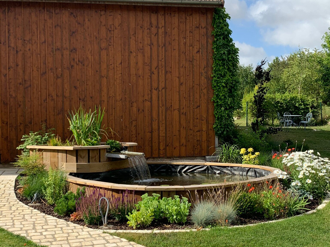 Au Pre du Moulin主图