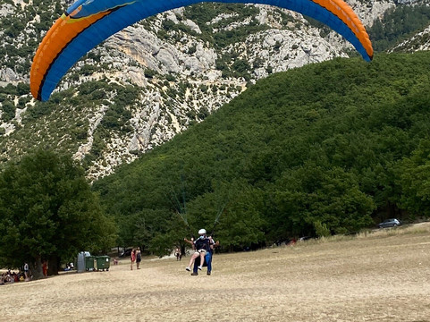 Roc n' Vol - Day Tours-穆斯捷-圣玛丽必去景点