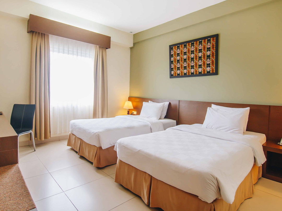 鲁湾萨酒店主图