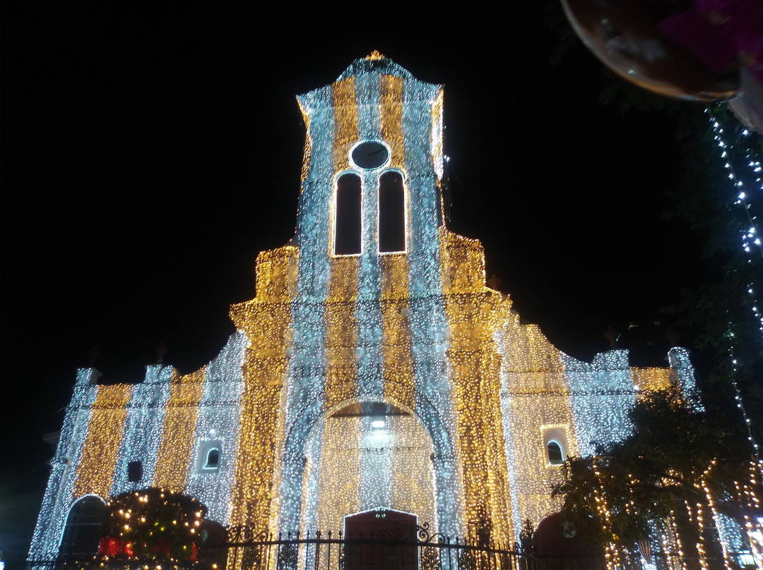 Parroquia Sta Ana Santuario de María Auxiliadora .Sabaneta-Sabaneta必去景点