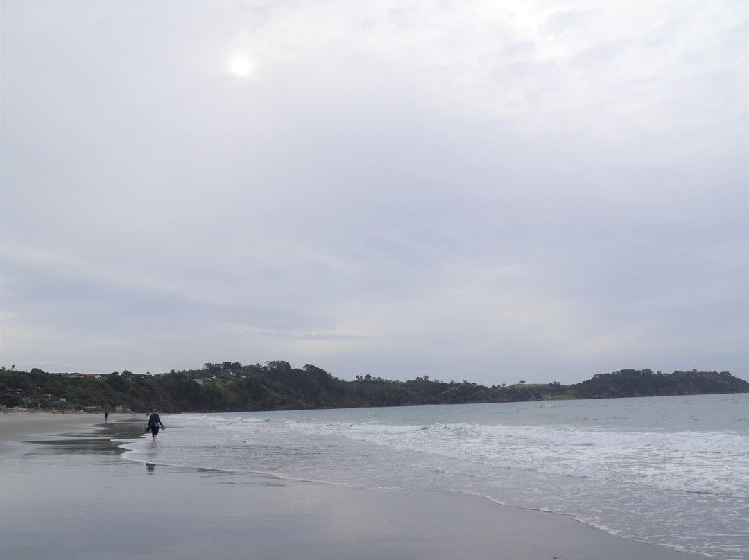 Onetangi Beach景点图片