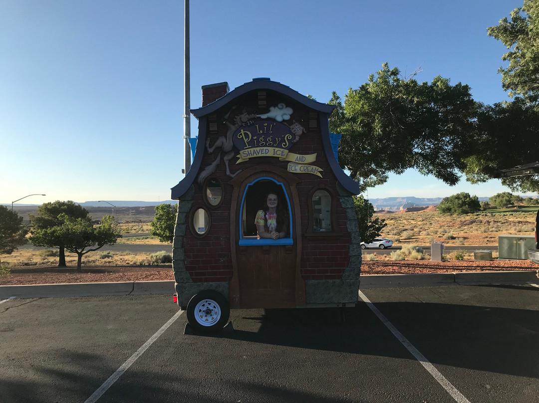 Piggy's Shaved Ice