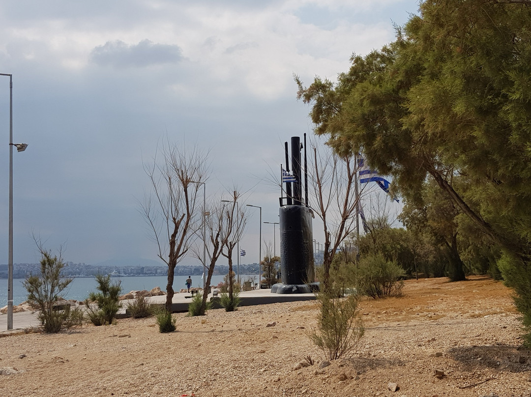 Submarine Monument-帕里欧弗里欧必去景点