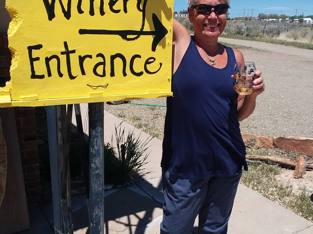 Yellow Car Country Wines-科尔特斯必去景点