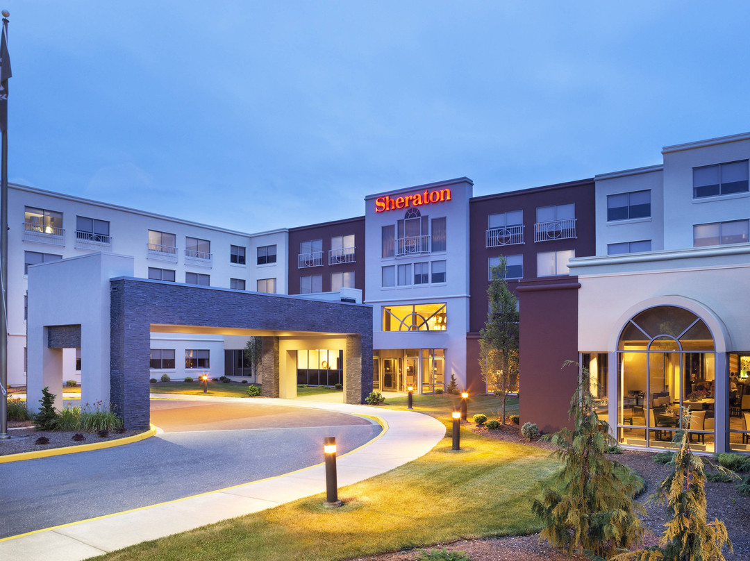 落基山哈特福德万豪酒店主图