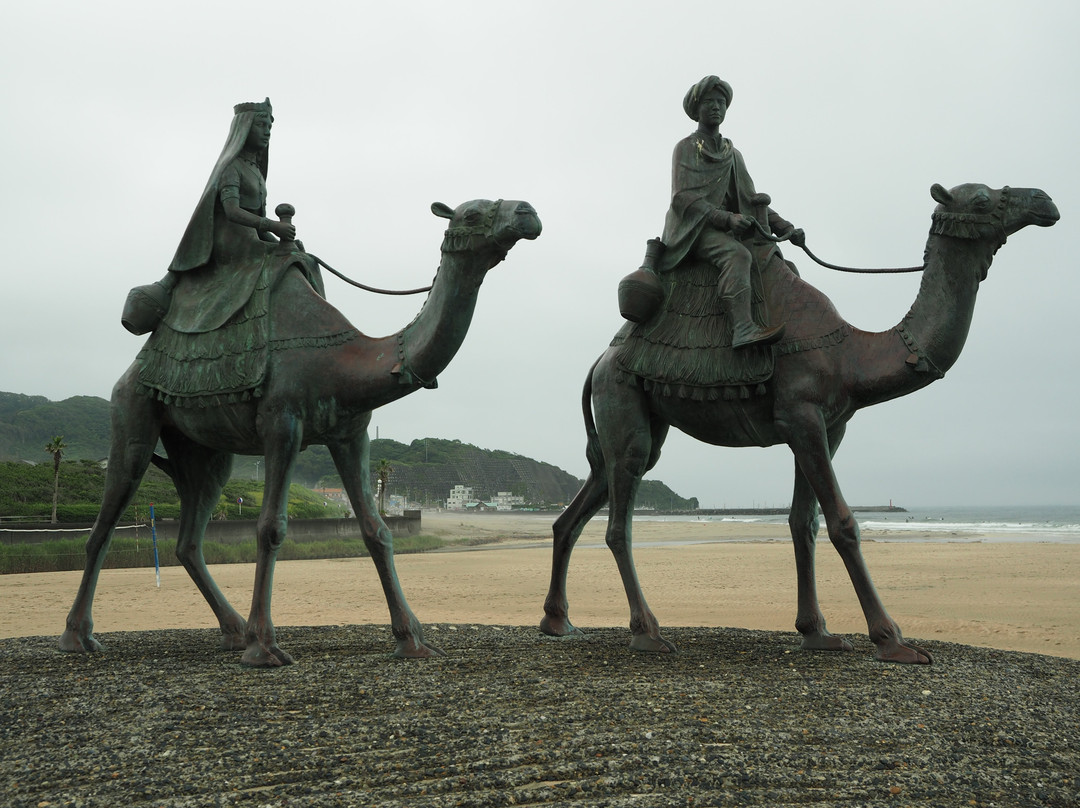 Tsuki No Sabaku Memorial Statue-御宿町必去景点