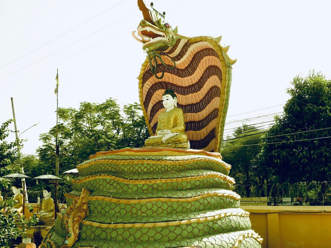 Skinny Buddha景点图片