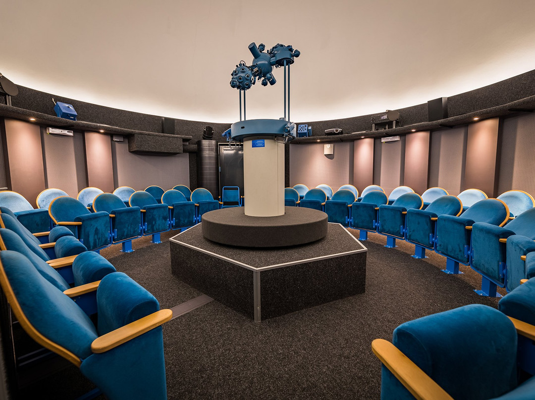 Zeiss-Planetarium und Sternwarte-Schneeberg必去景点