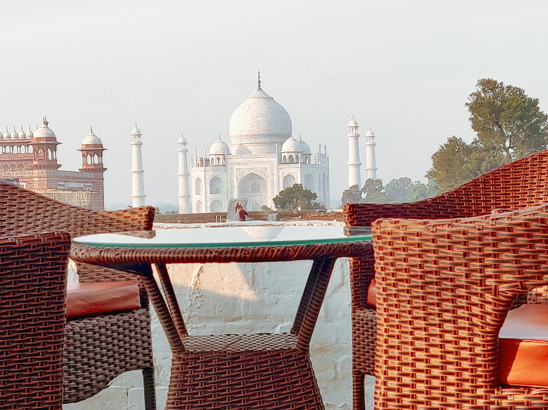 The Hippie Cafe主图