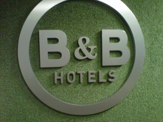 法兰克福哈恩机场B&B酒店主图