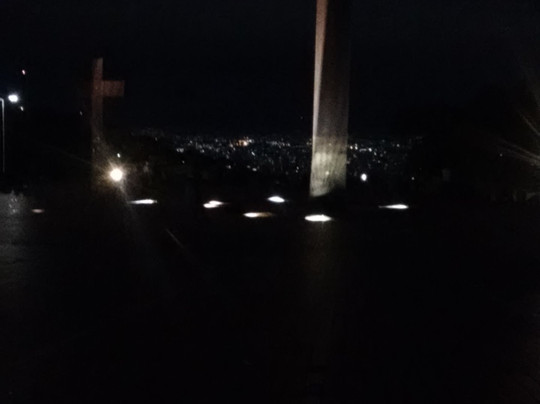 Praca do Papa-贝洛哈里桑塔必去景点