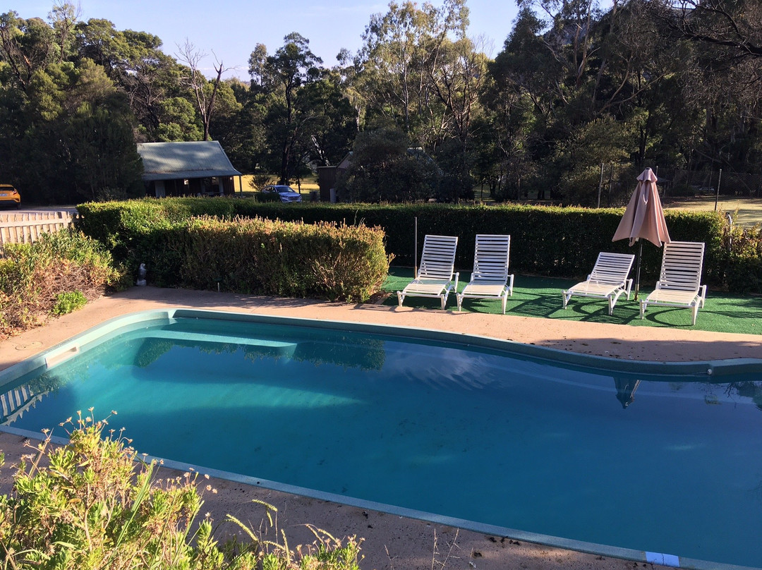 度阿顿斯度假村酒店主图