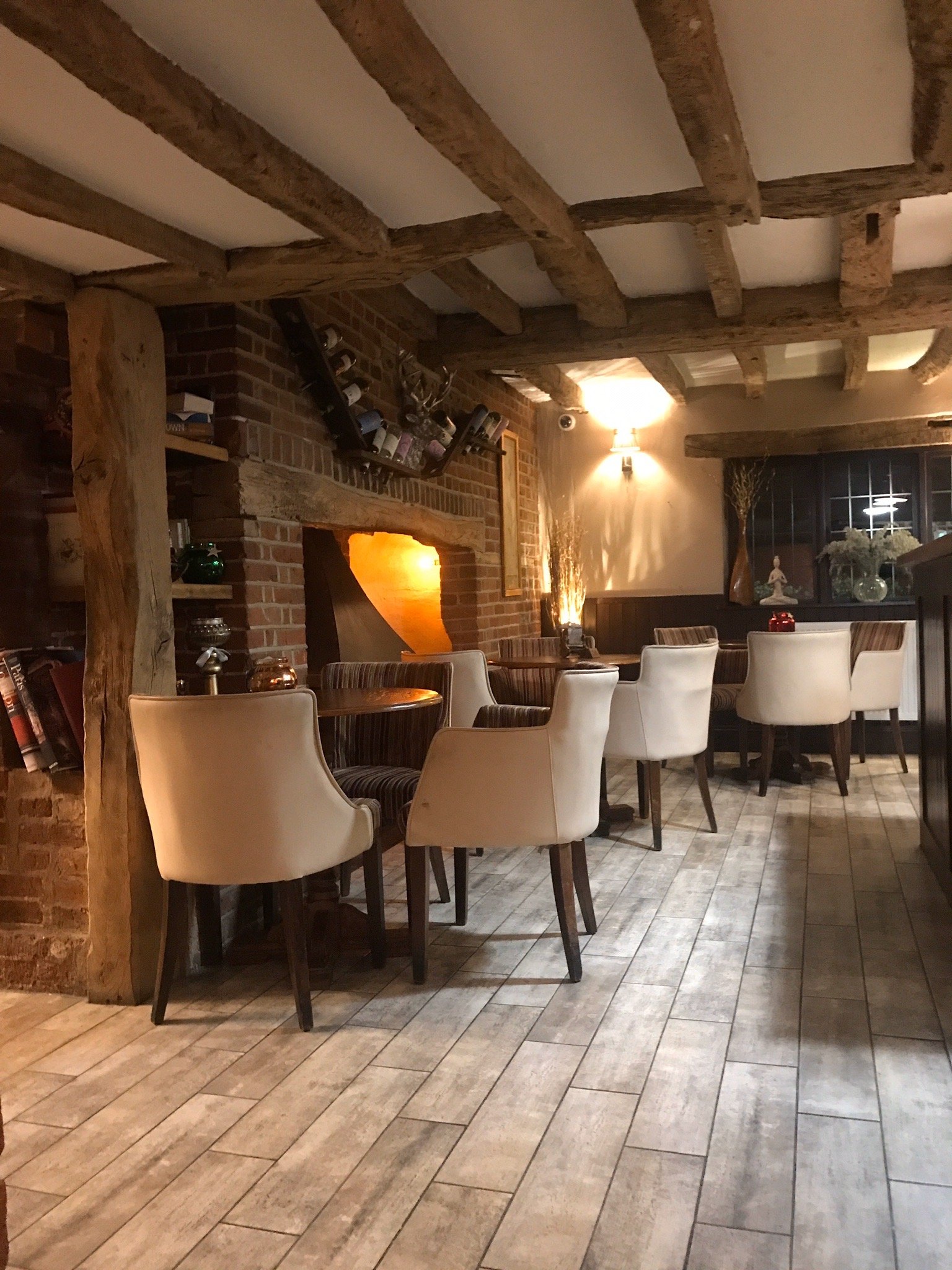 Kingswell Hotel & Restaurant-官方