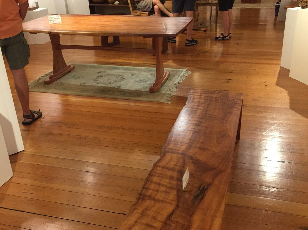 Isaacs Art Center Museum and Gallery-卡慕也拉必去景点