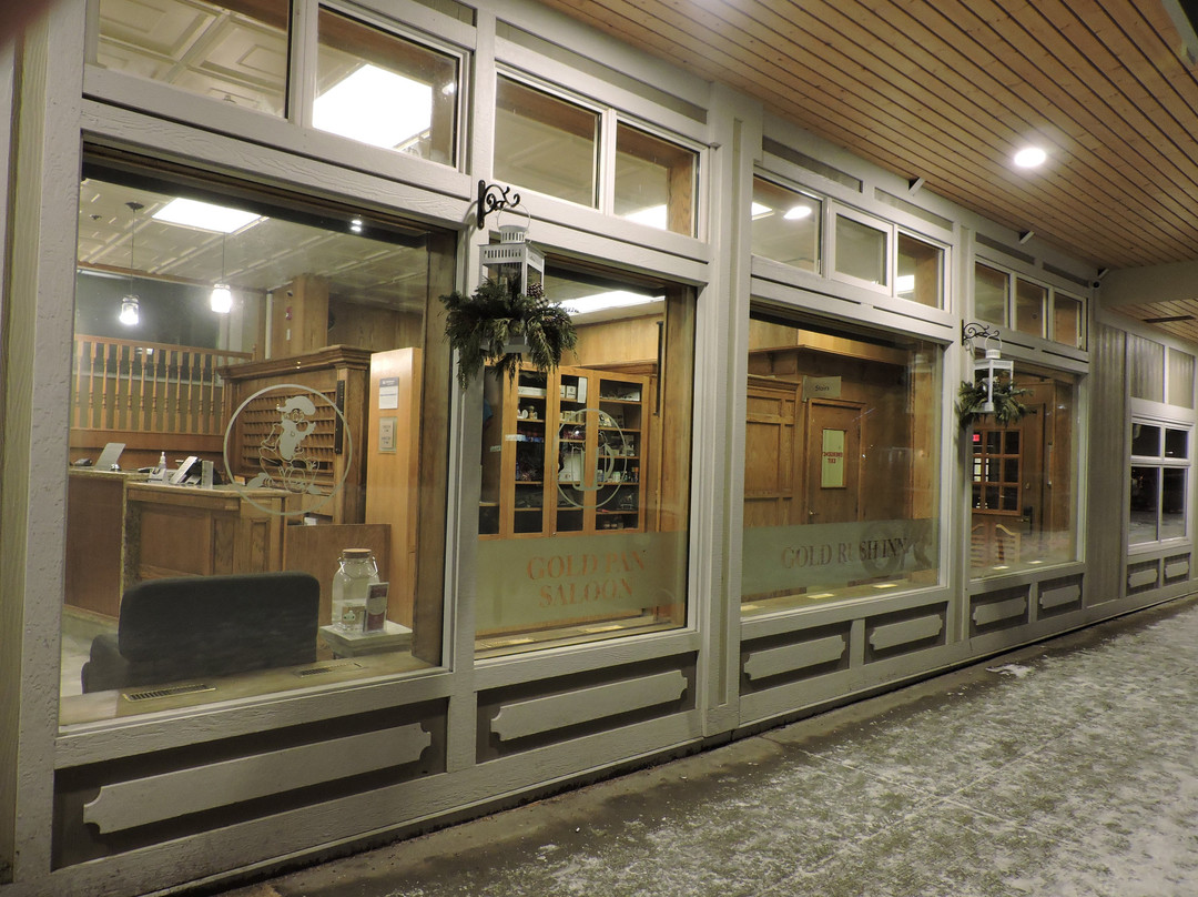 贝斯维斯特淘金酒店主图