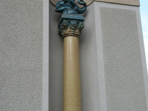 Putti en Facade de l'Orangerie-Mondorf-les-Bains必去景点