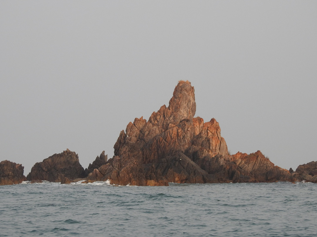 Golden Rock-Nivati必去景点