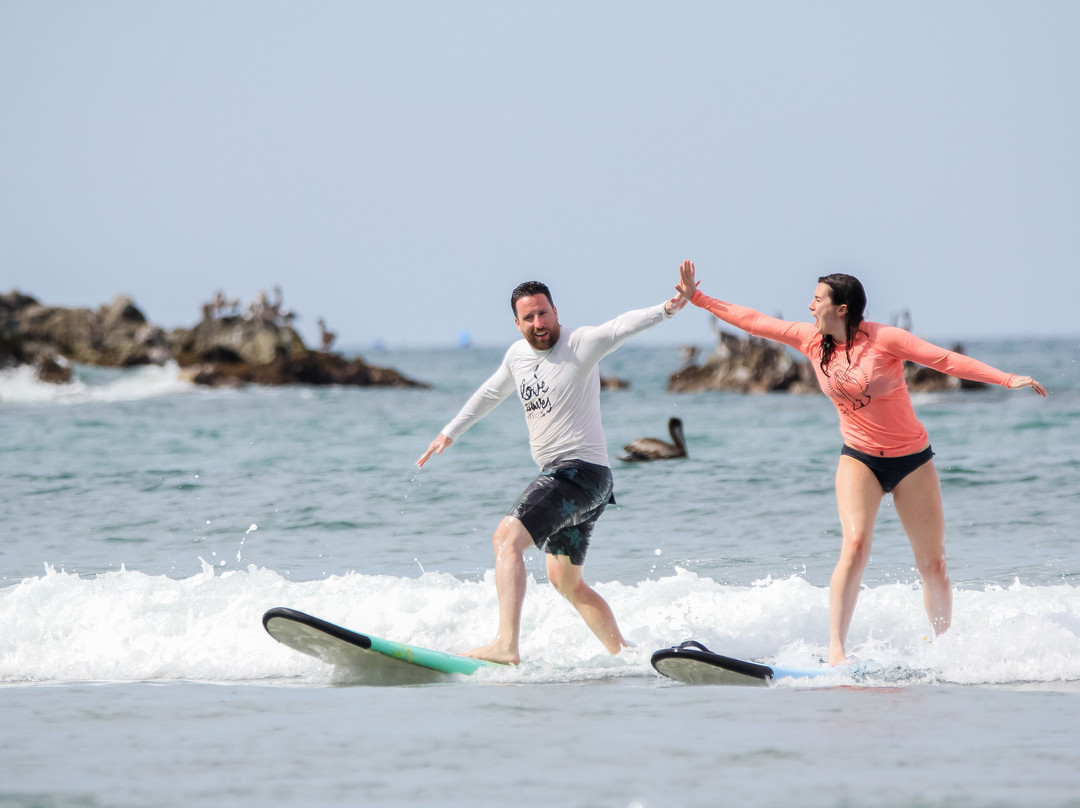 Lunazul Surf School and Shop景点图片