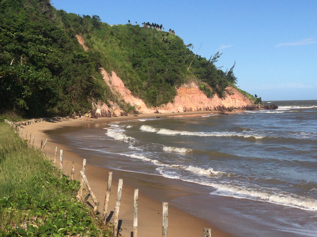 Praia dos Cacoes景点图片