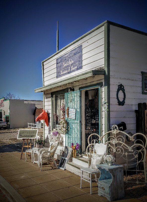 Nostalgia Furniture and Decor-Yucaipa必去景点