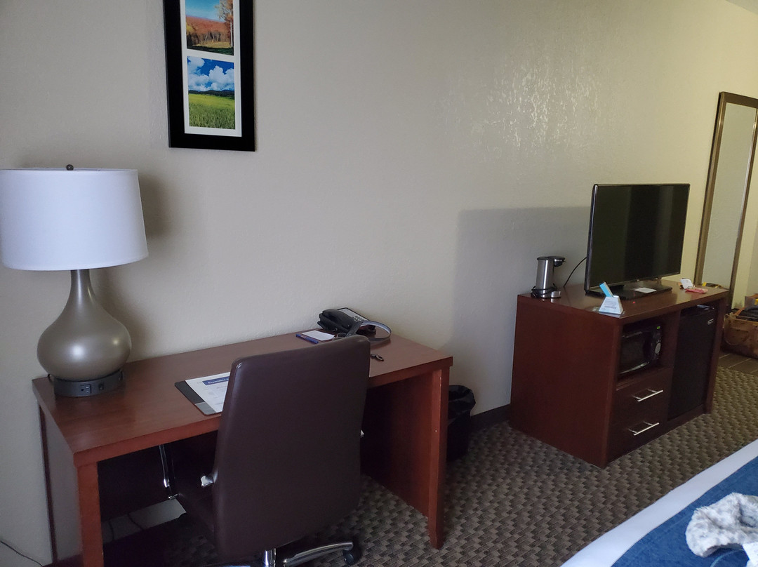Comfort Inn Near Kokomo Speedway主图